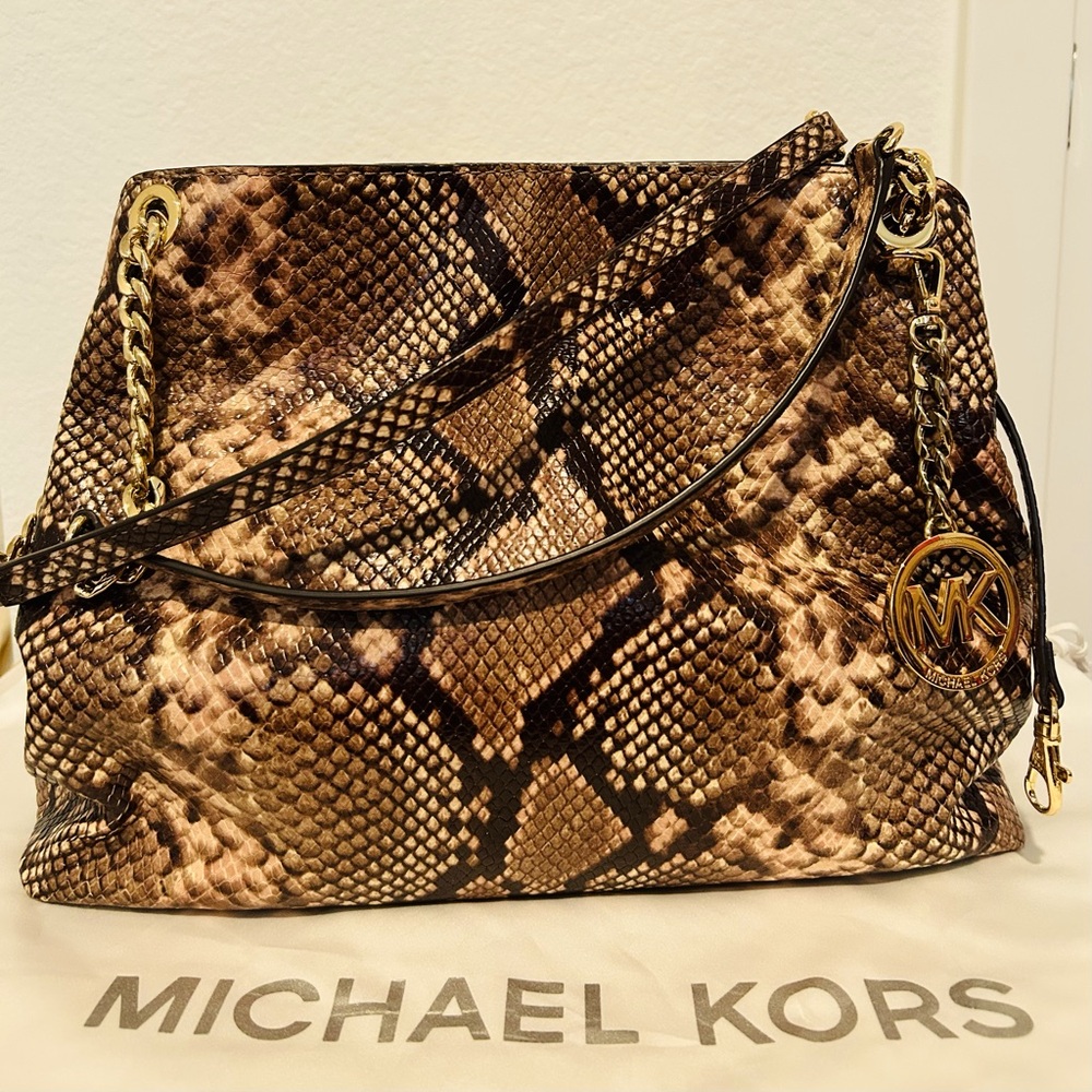 Michael Kors Hobo Chain Bag